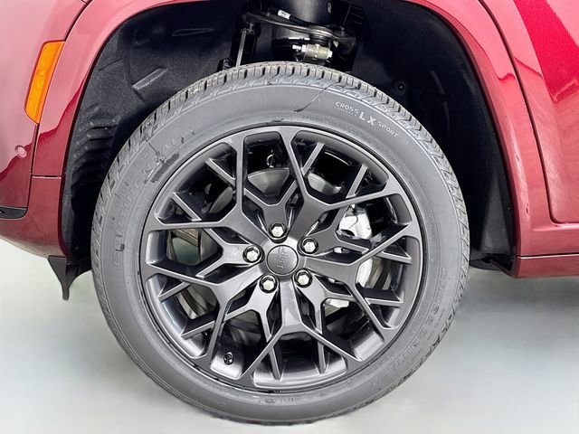 New 2025 Jeep Grand Cherokee L Summit image 37