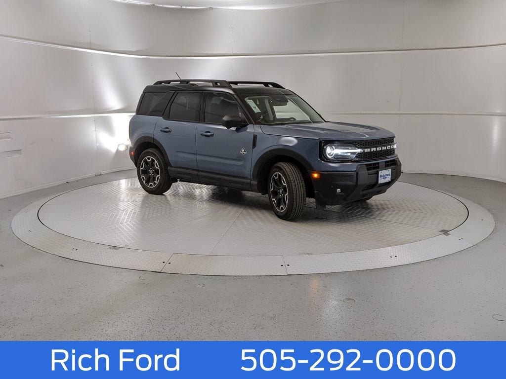 New 2025 Ford Bronco Sport Outer Banks w/ Outer Banks Tech Package+ image 1