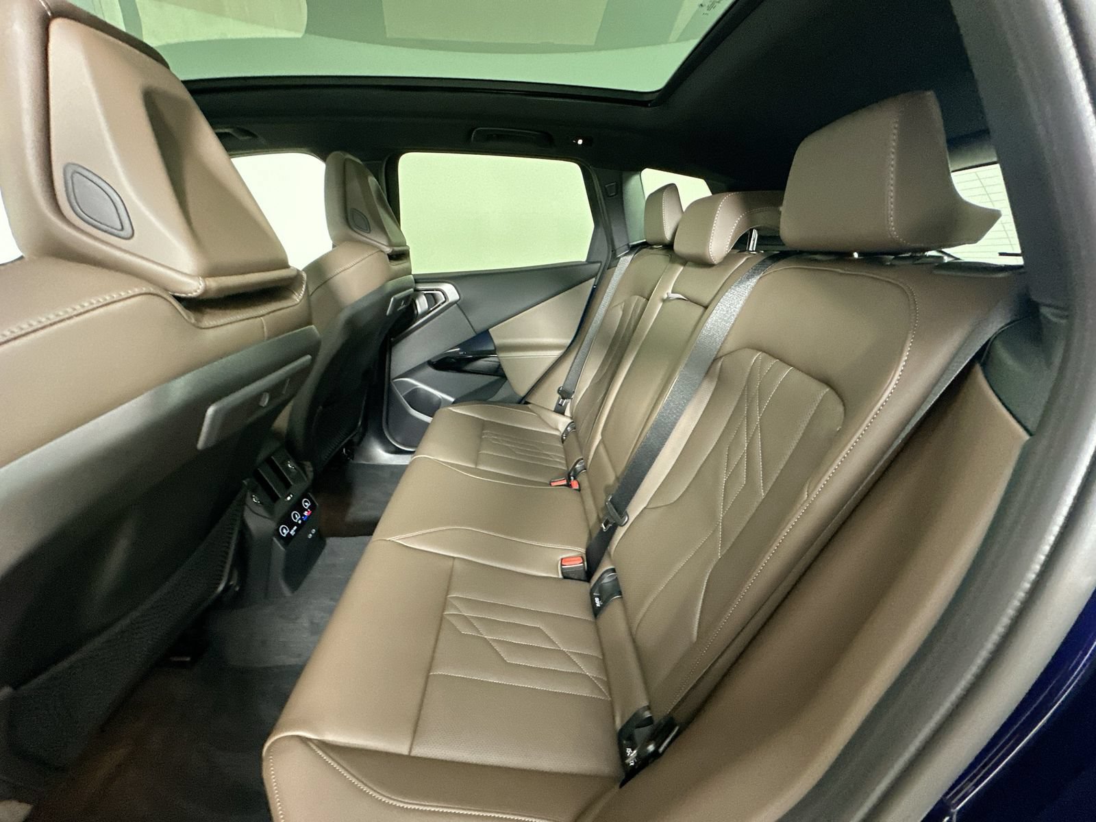 New 2026 BMW X3 xDrive30i w/ Premium Package AWD/4WD image 37