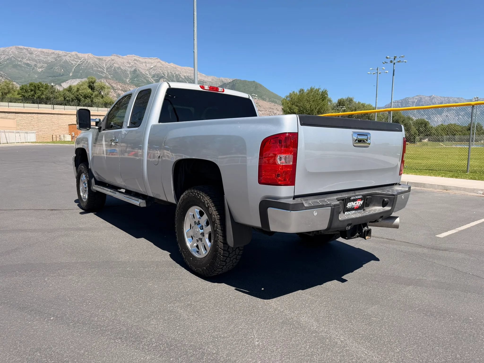 Used 2013 Chevrolet Silverado 2500 LT w/ Interior Plus Package AWD/4WD image 5