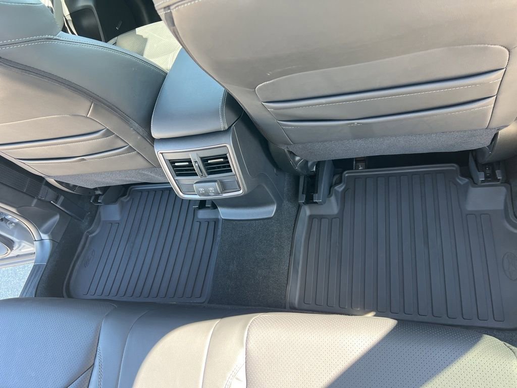 Used 2024 Subaru Forester Limited image 38