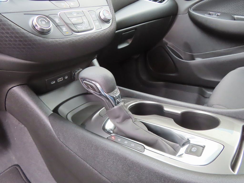 New 2025 Chevrolet Malibu LS image 6