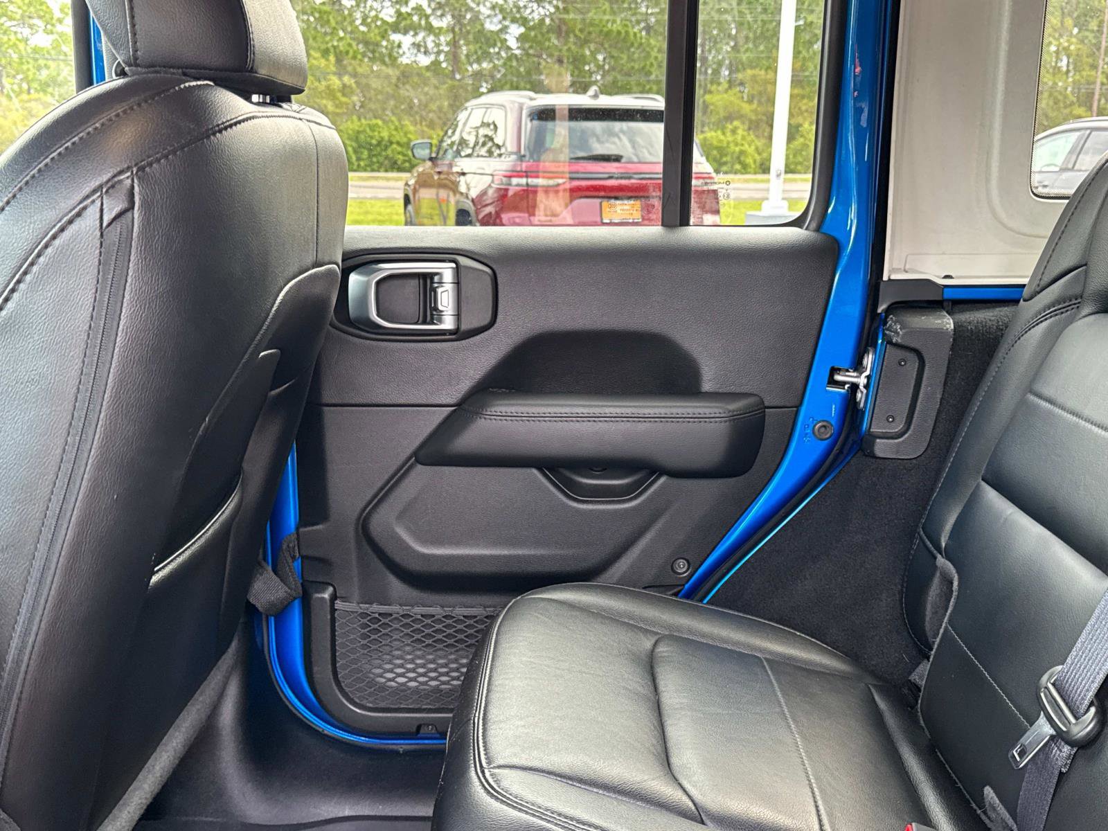Used 2021 Jeep Wrangler Unlimited Sahara image 14
