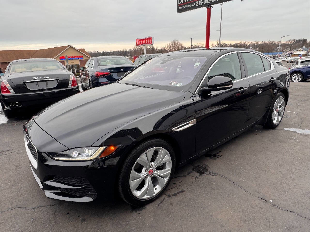 Used 2020 Jaguar XE S RWD image 4