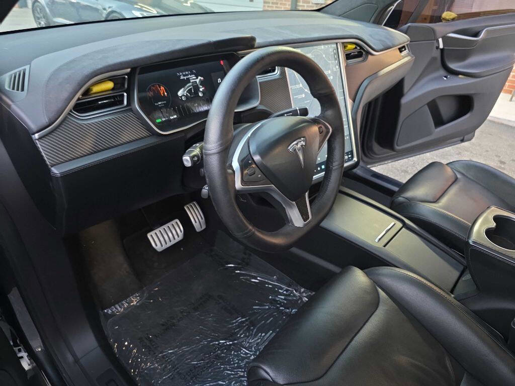 Used 2016 Tesla Model X Performance image 10