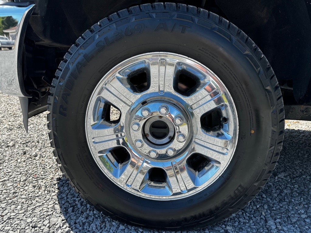 Used 2016 Ford F250 Lariat w/ Chrome Package image 8
