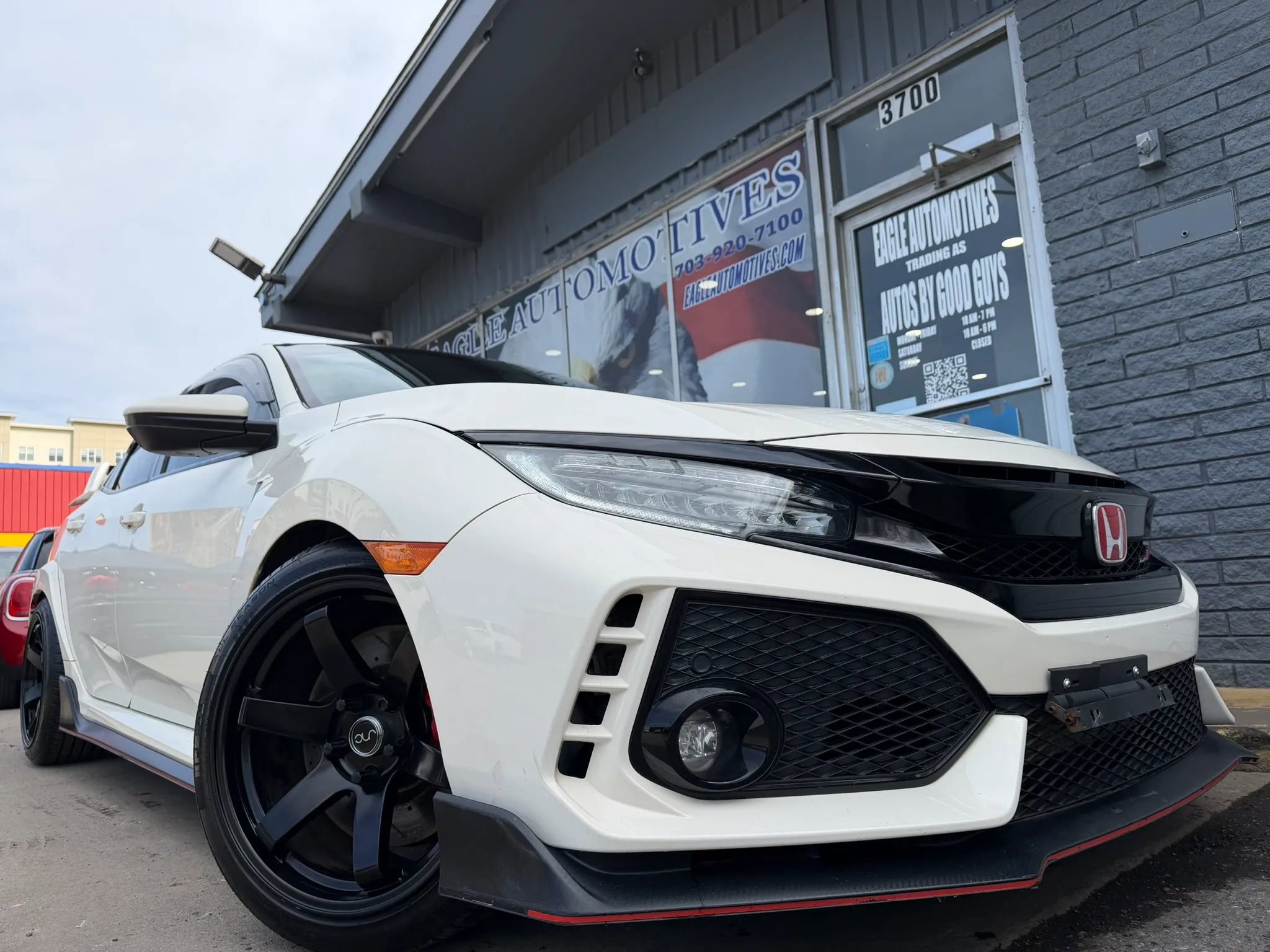 Used 2018 Honda Civic Type R image 1