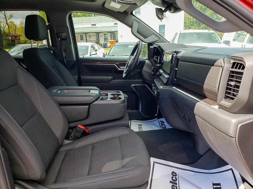 Used 2025 Chevrolet Silverado 1500 RST w/ Dark Appearance Package image 30