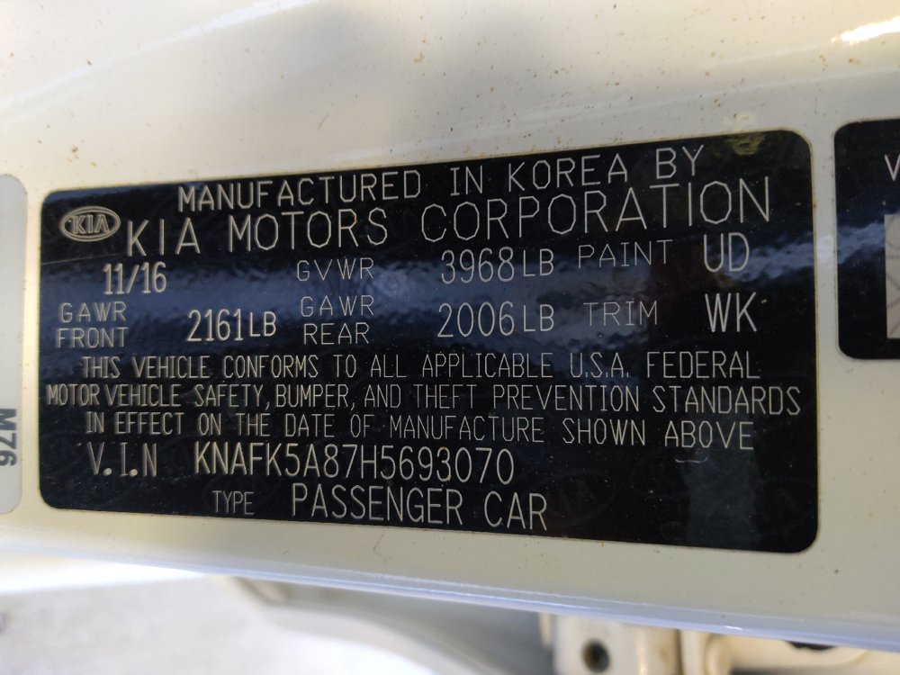 Used 2017 Kia Forte LX FWD image 33