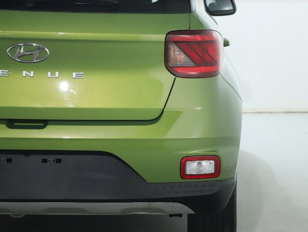 Used 2023 Hyundai Venue SEL FWD image 48
