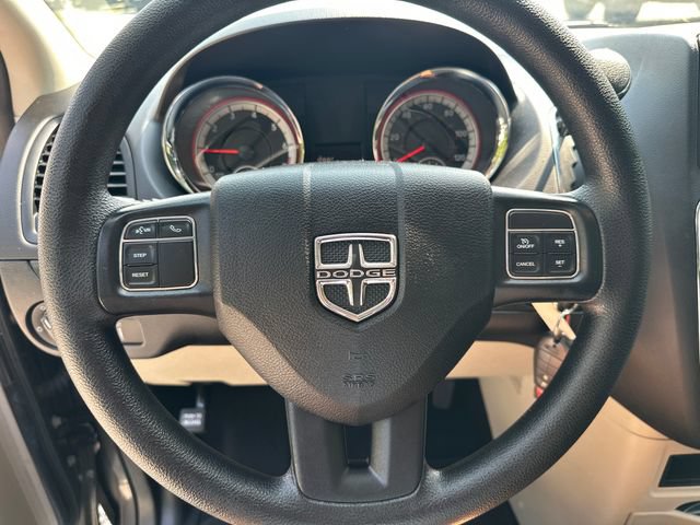 Used 2018 Dodge Grand Caravan SE w/ UConnect Hands-Free Group FWD image 28