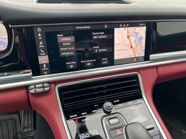 Used 2018 Porsche Panamera 4S image 6