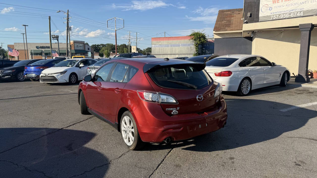 Used 2011 MAZDA MAZDA3 s Grand Touring w/ Tech Pkg FWD image 7