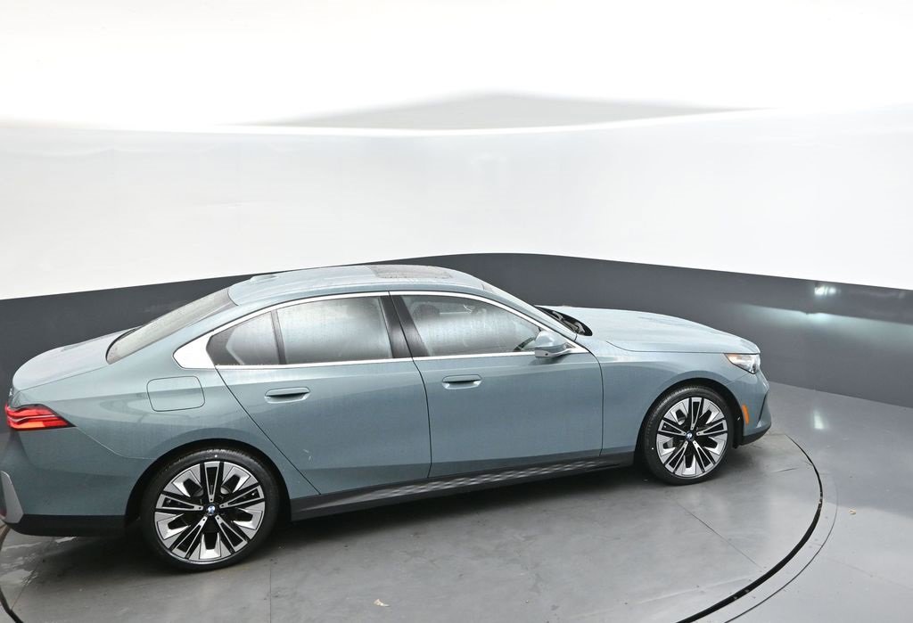 New 2026 BMW 530i w/ Premium Package image 36