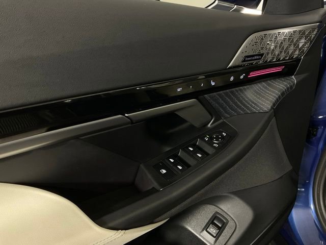 Certified 2024 BMW 530i xDrive w/ Premium Package image 30