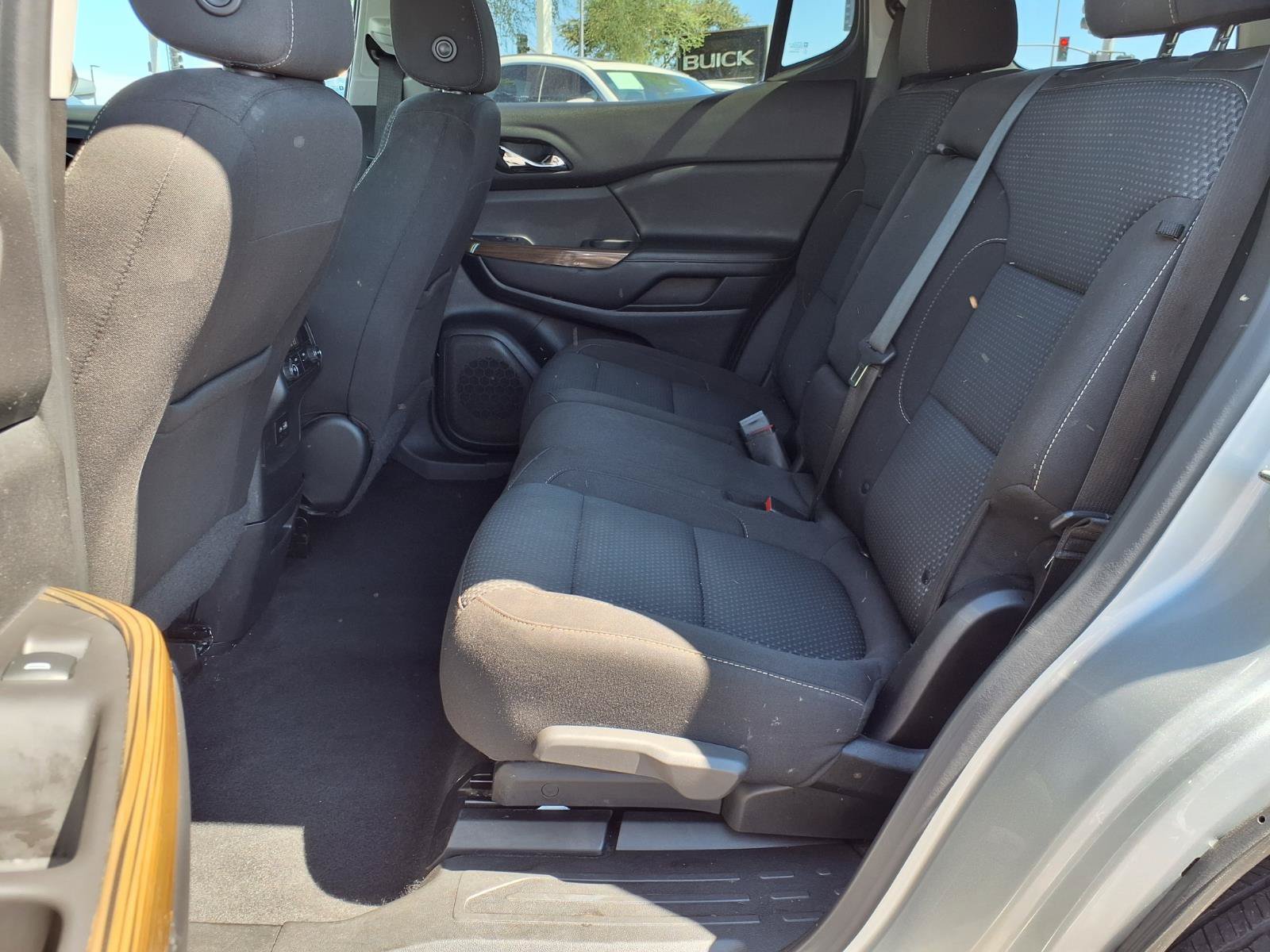 Used 2020 GMC Acadia SLE FWD image 15