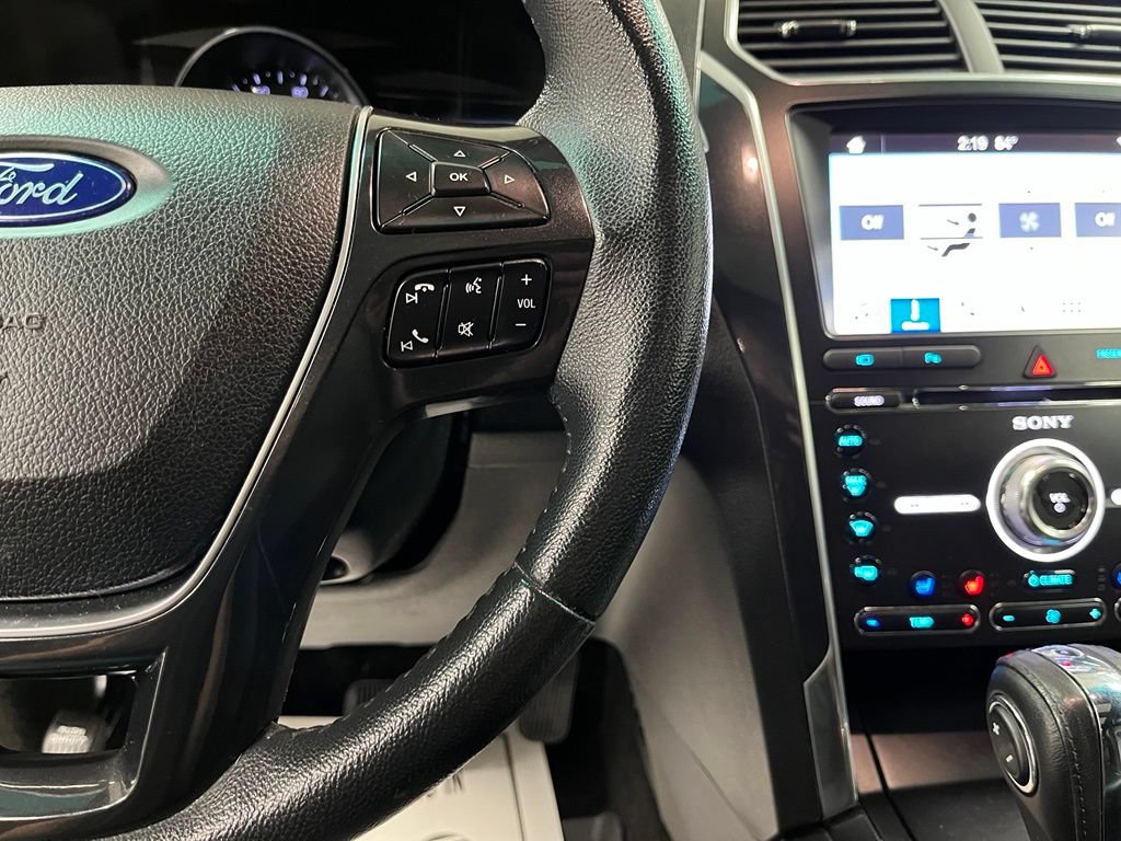 Used 2018 Ford Explorer Limited AWD/4WD image 30