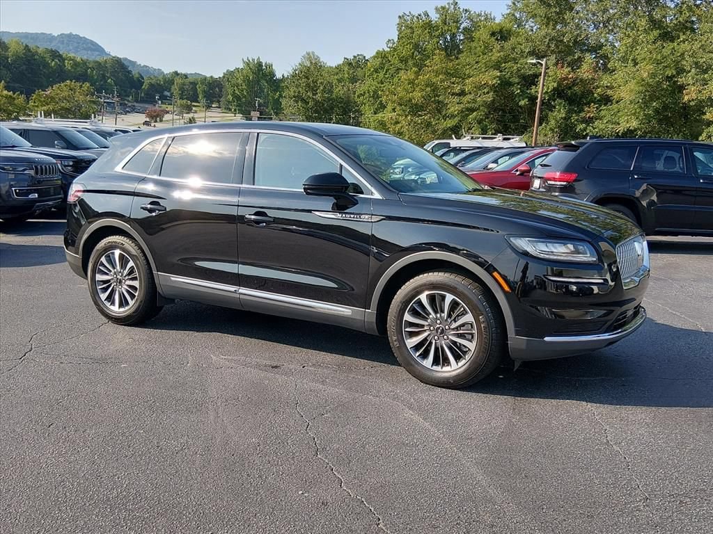 Used 2023 Lincoln Nautilus Reserve w/ Cargo Utility Package FWD video 2