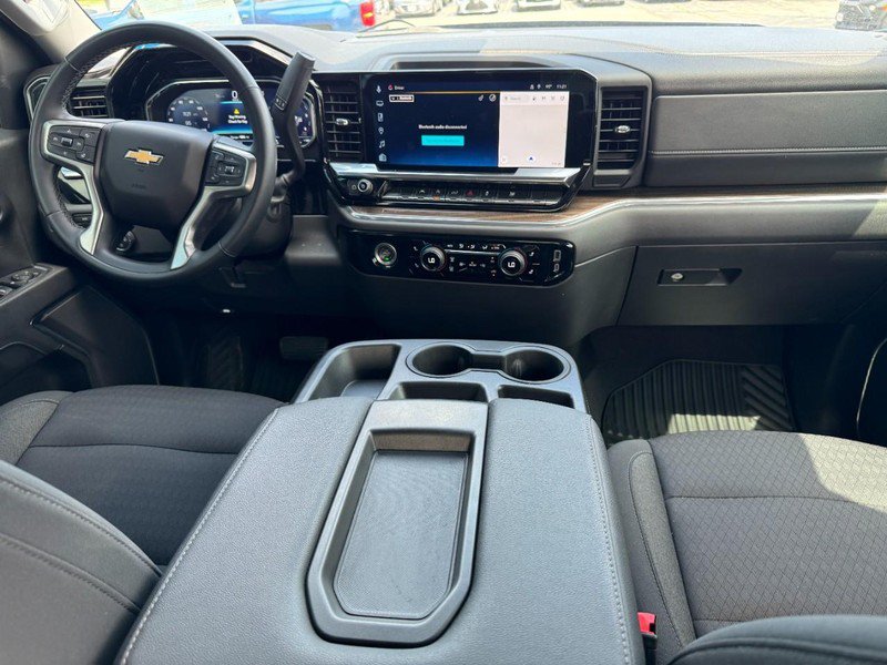 Used 2023 Chevrolet Silverado 1500 LT AWD/4WD image 11