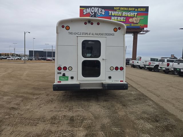 Used 2013 Ford E-450 and Econoline 450 Super Duty w/ Shuttle Bus Prep Pkg RWD image 13