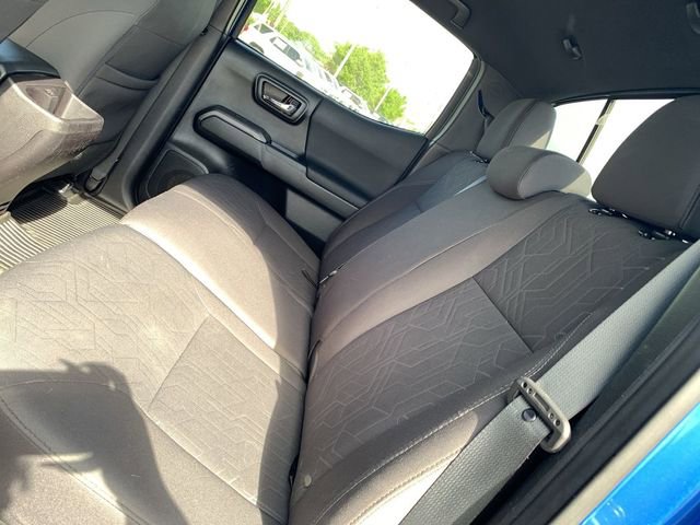 Used 2016 Toyota Tacoma TRD Sport w/ Towing Package image 10