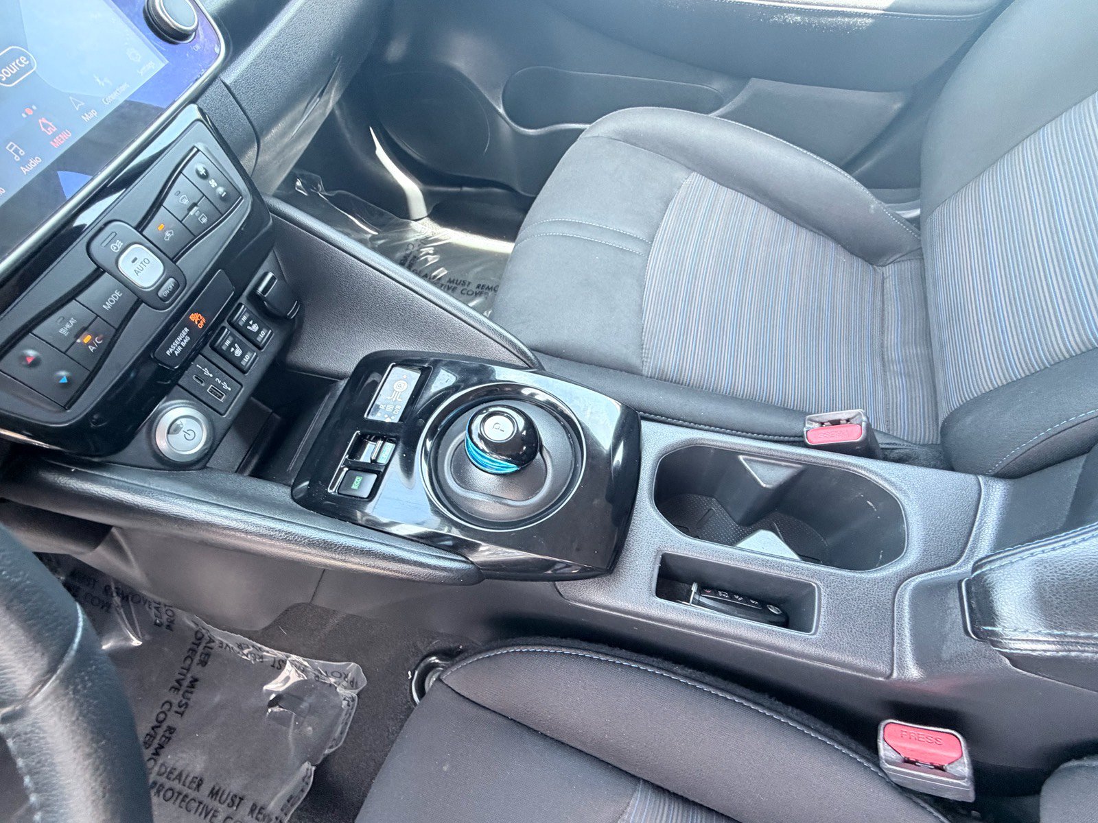 Used 2021 Nissan Leaf SV FWD image 13