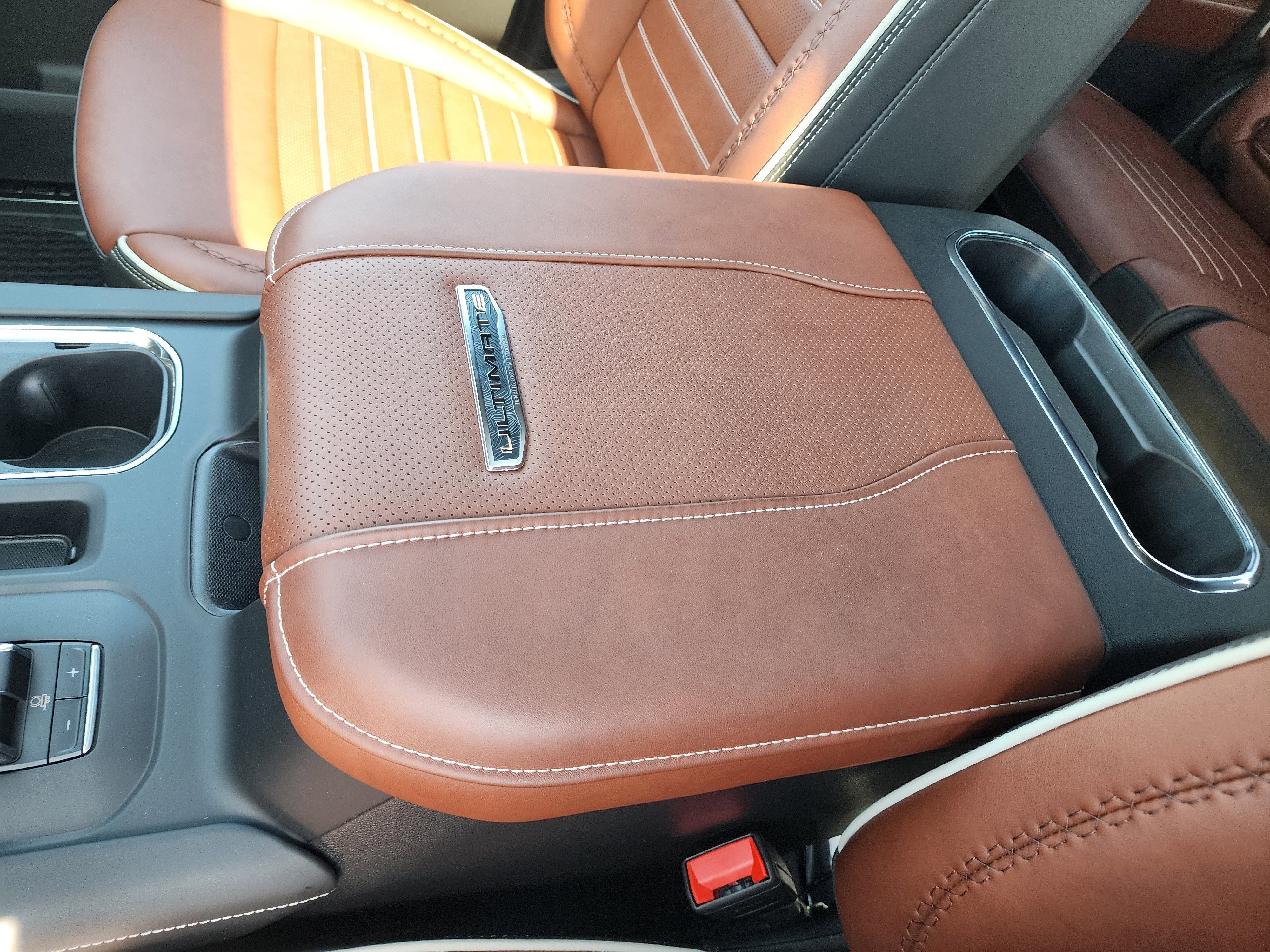 Used 2025 GMC Sierra 3500 Denali Ultimate image 35