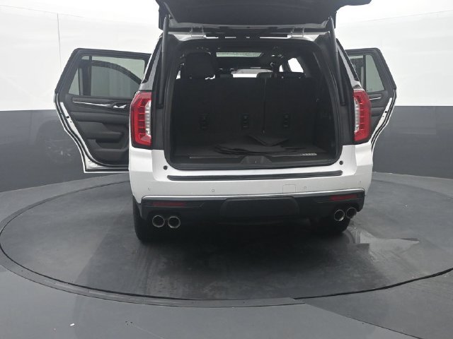 Used 2024 GMC Yukon Denali RWD image 40