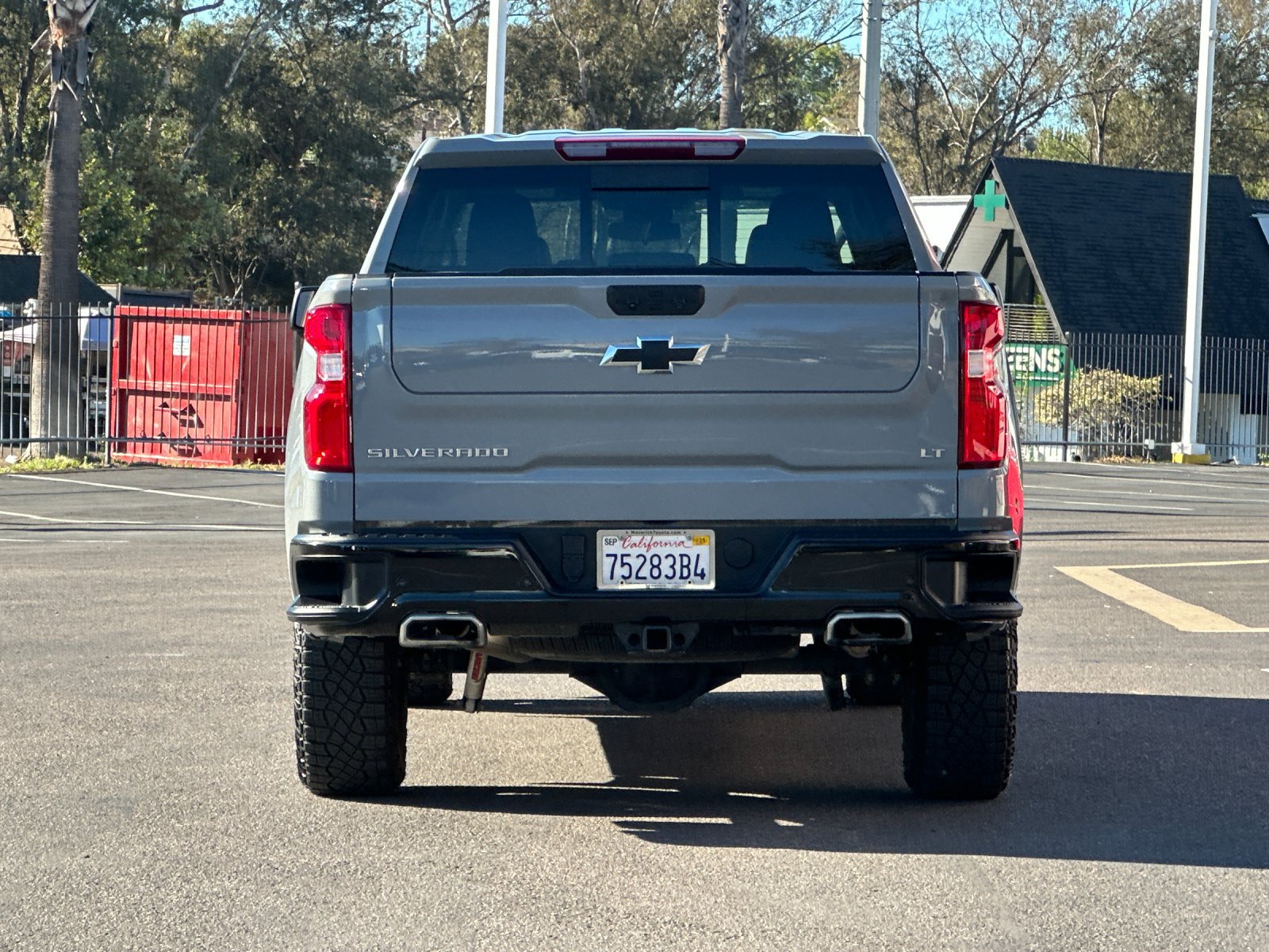 Used 2024 Chevrolet Silverado 1500 LT Trail Boss w/ LT Trail Boss Premium Package AWD/4WD image 4