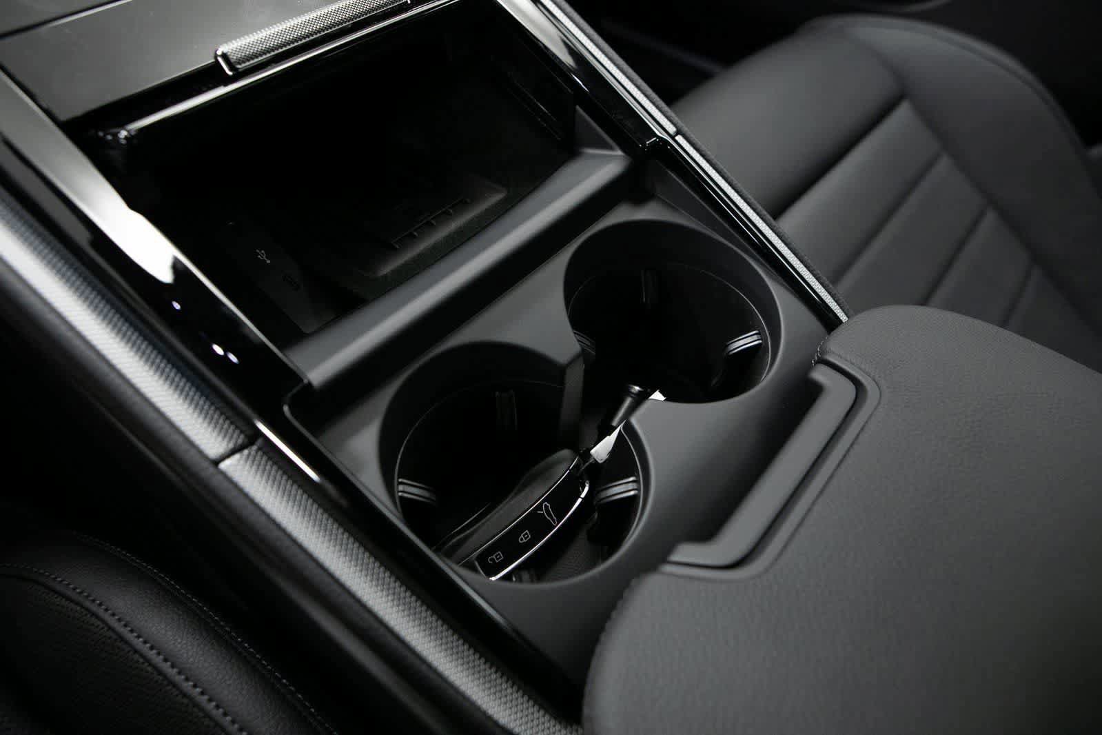 New 2026 Porsche Panamera 4S image 24