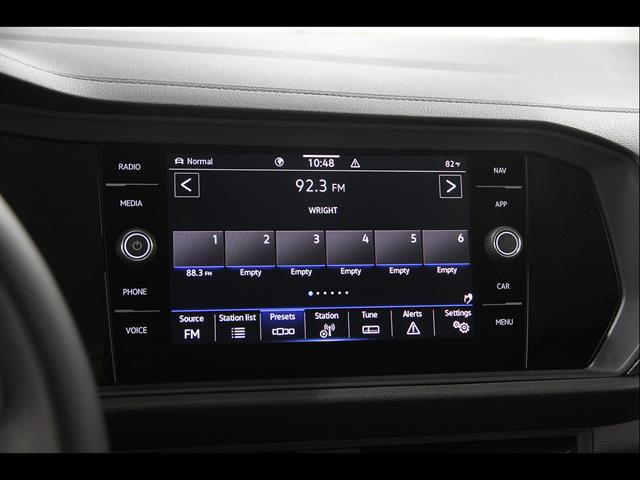 Used 2023 Volkswagen Jetta SEL FWD image 10