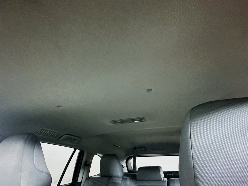 Used 2022 Toyota Highlander LE image 21