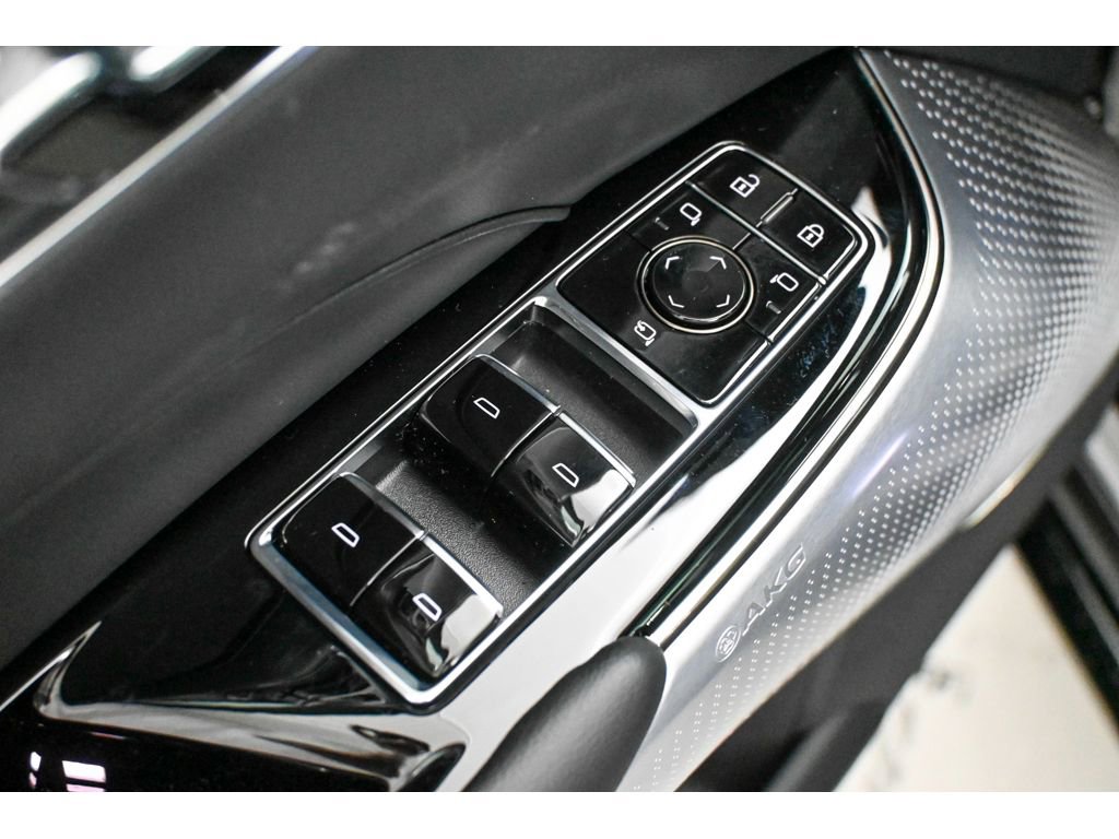 New 2026 Cadillac Lyriq V w/ LPO, Red Accent Package image 24