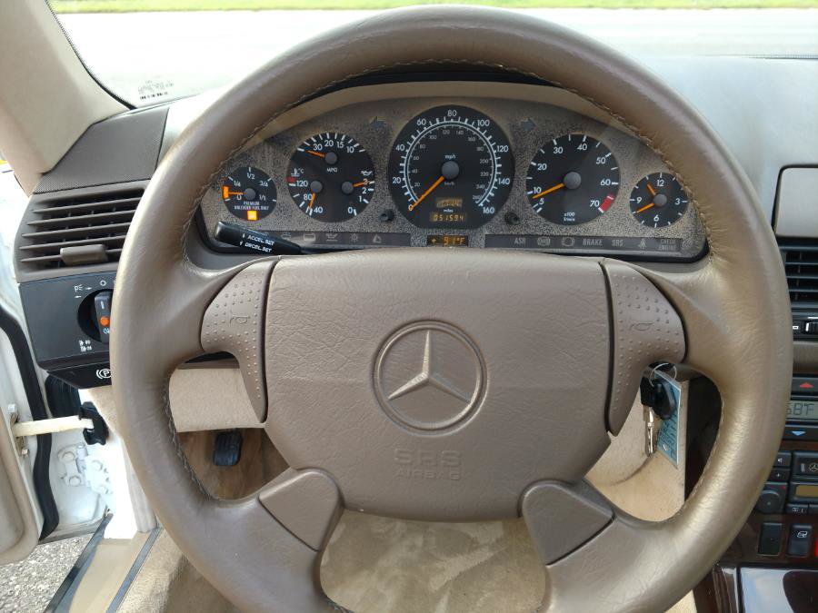 Used 1997 Mercedes-Benz SL 320 image 13