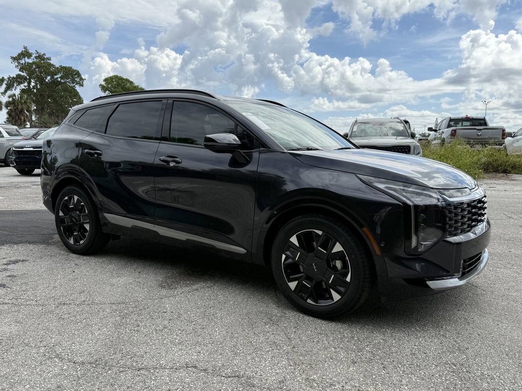 New 2026 Kia Sportage SX FWD image 2