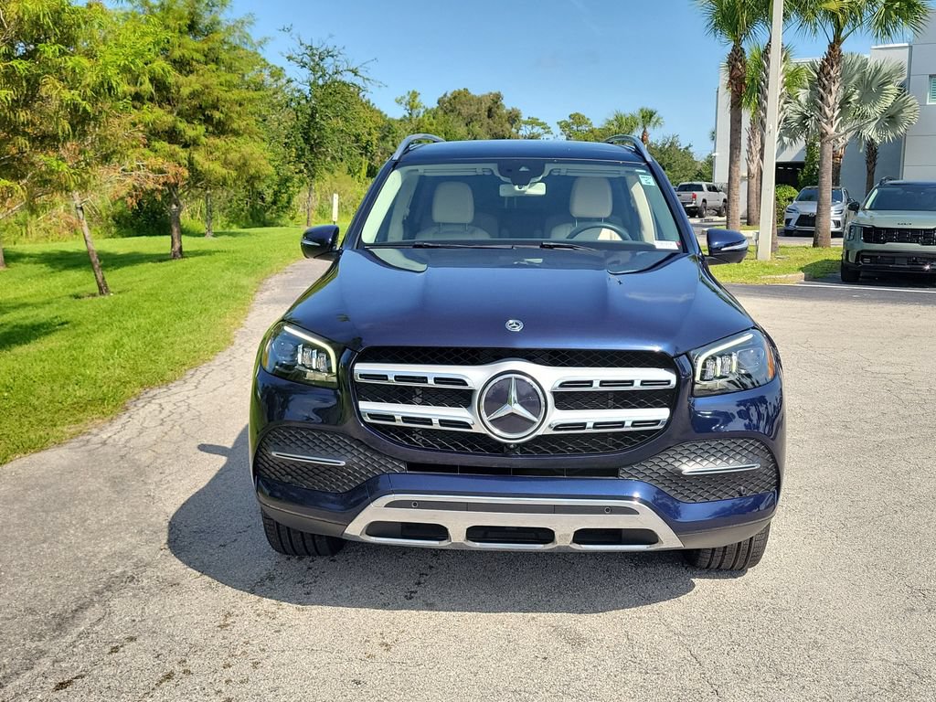 Used 2020 Mercedes-Benz GLS 450 4MATIC image 2