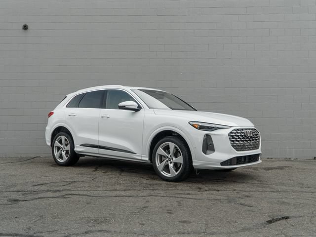 Used 2025 Audi Q5 Premium Plus w/ Premium Plus AWD/4WD image 9