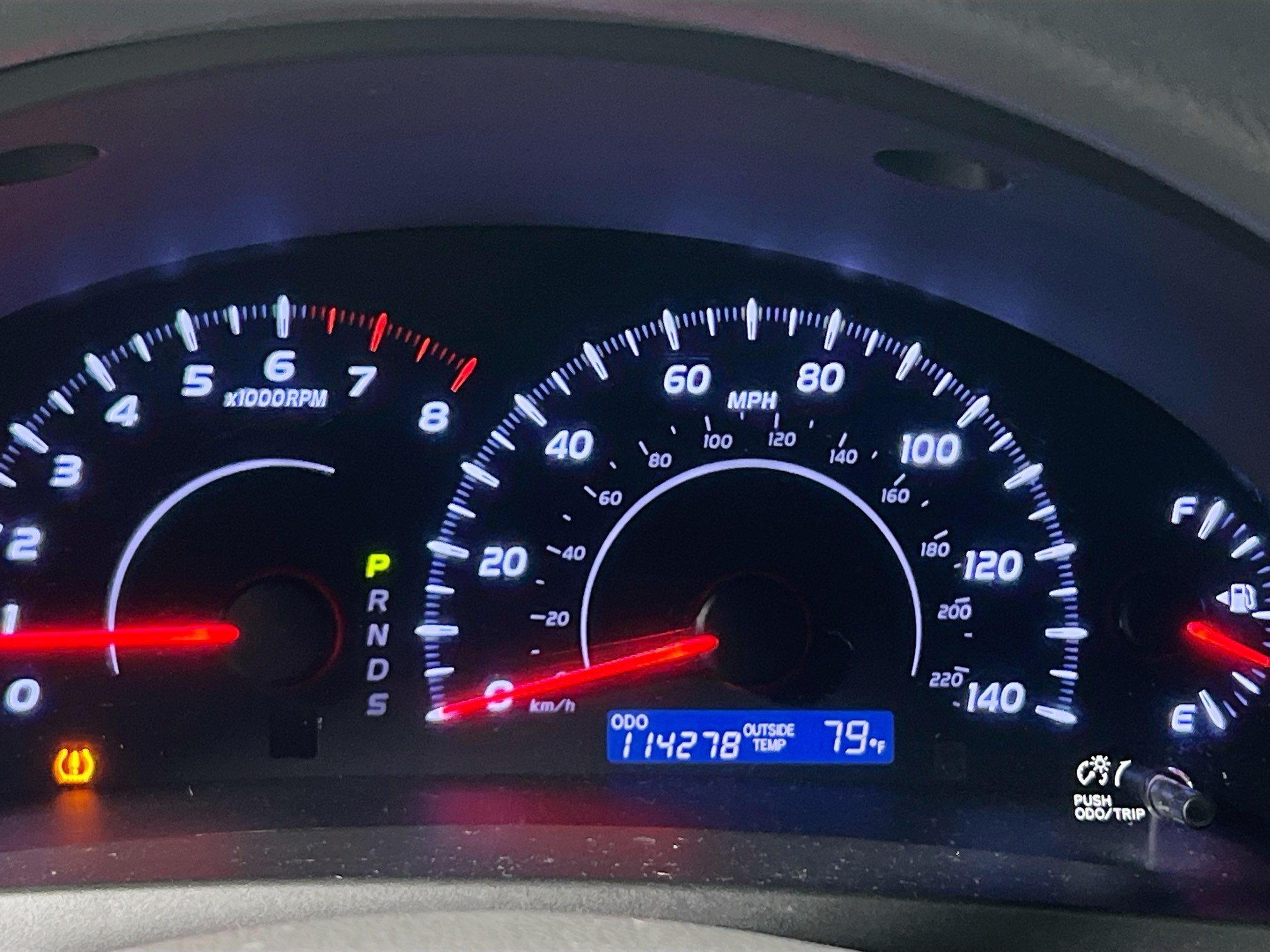 Used 2010 Toyota Camry LE FWD image 23