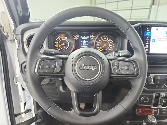 Used 2025 Jeep Wrangler Unlimited Sport AWD/4WD image 21