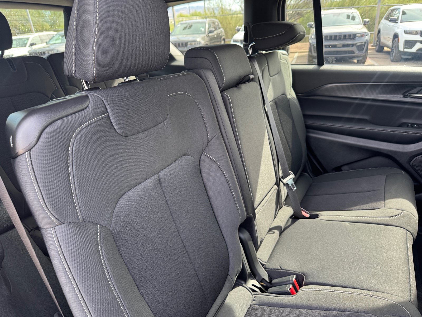 New 2026 Jeep Grand Cherokee L 2WD image 18