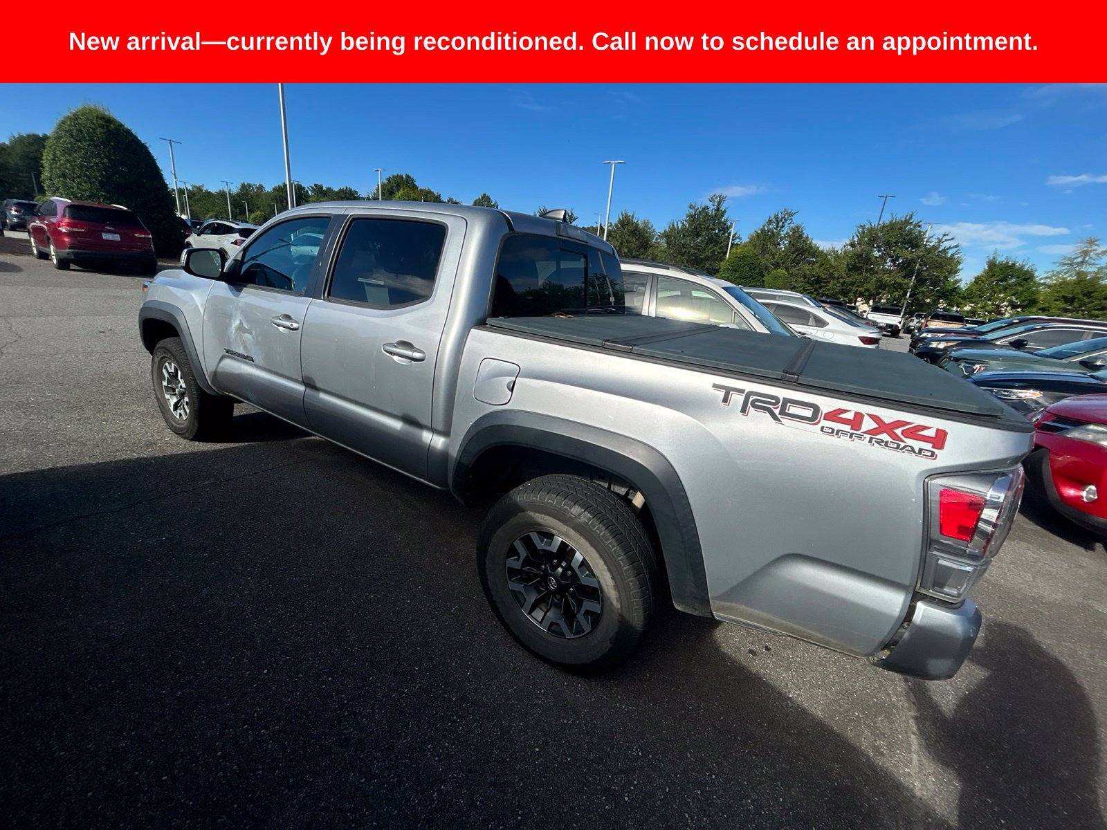 Used 2021 Toyota Tacoma TRD Off-Road w/ Technology Package AWD/4WD image 8