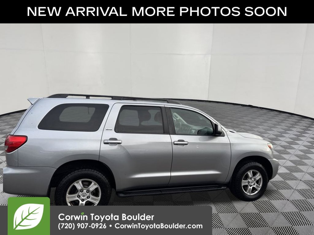 Used 2015 Toyota Sequoia SR5 w/ Premium Package AWD/4WD image 9