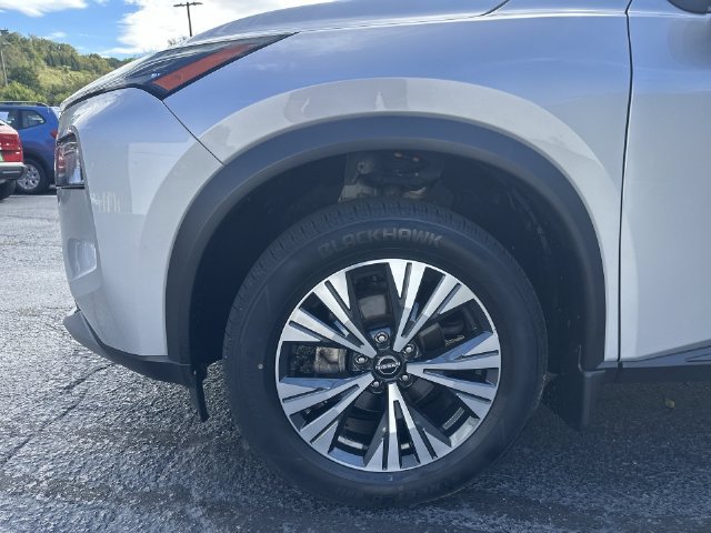 Used 2023 Nissan Rogue SV AWD/4WD image 27