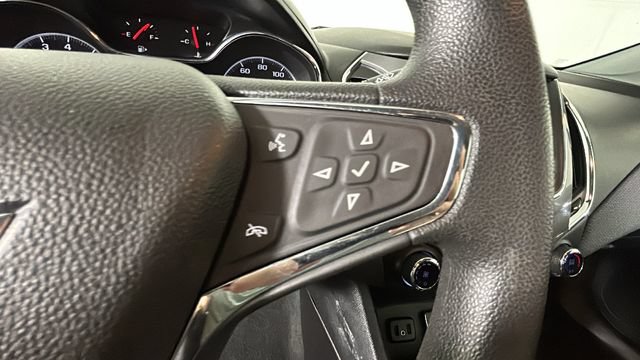Used 2019 Chevrolet Cruze LT w/ Convenience Package FWD image 16