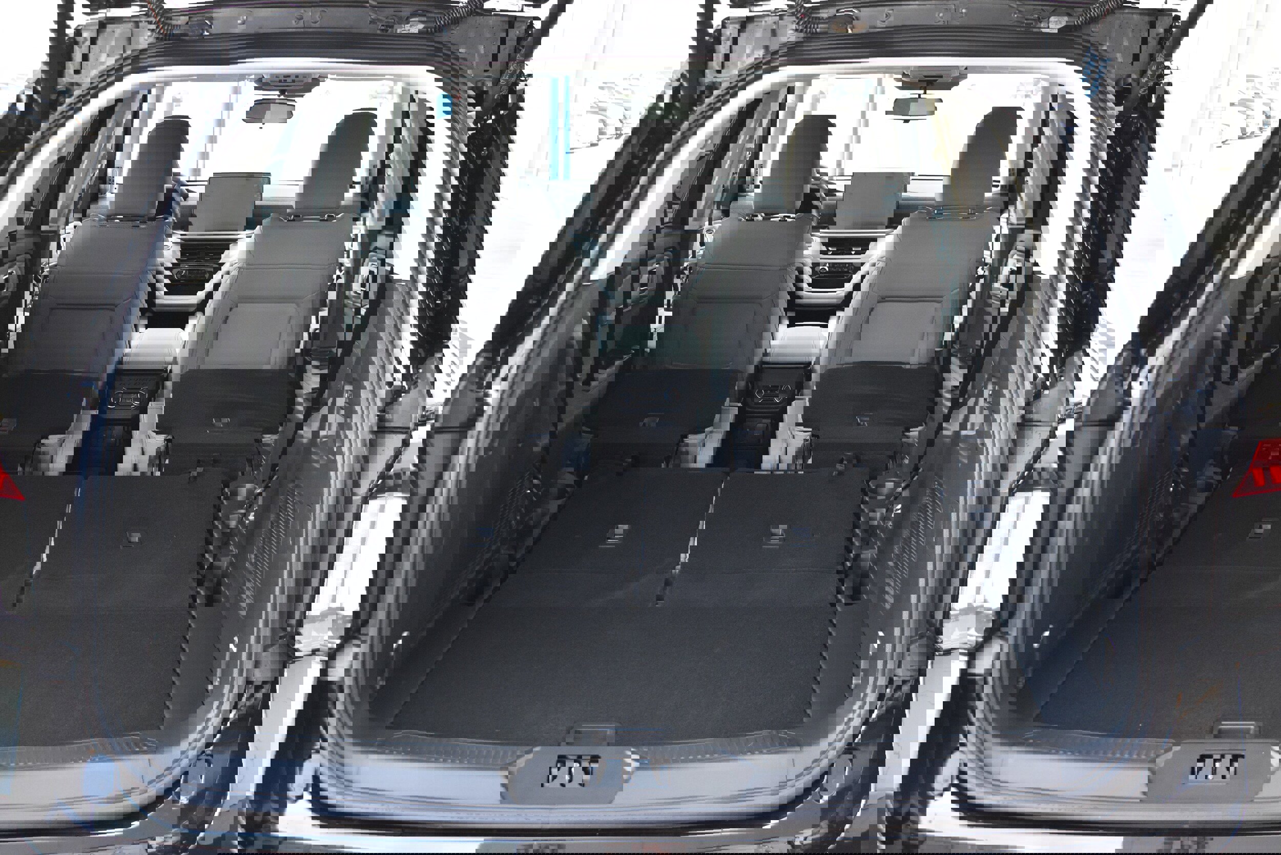 New 2026 Ford Explorer Active w/ Active Comfort Package image 11