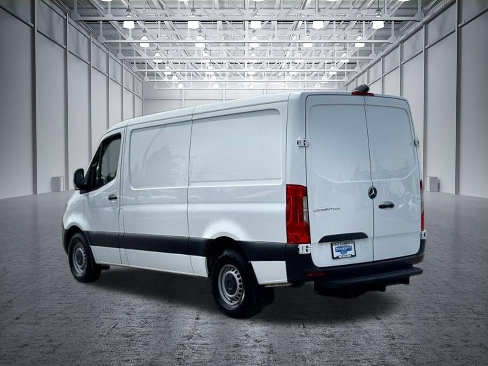 Used 2021 Mercedes-Benz Sprinter 2500 image 10