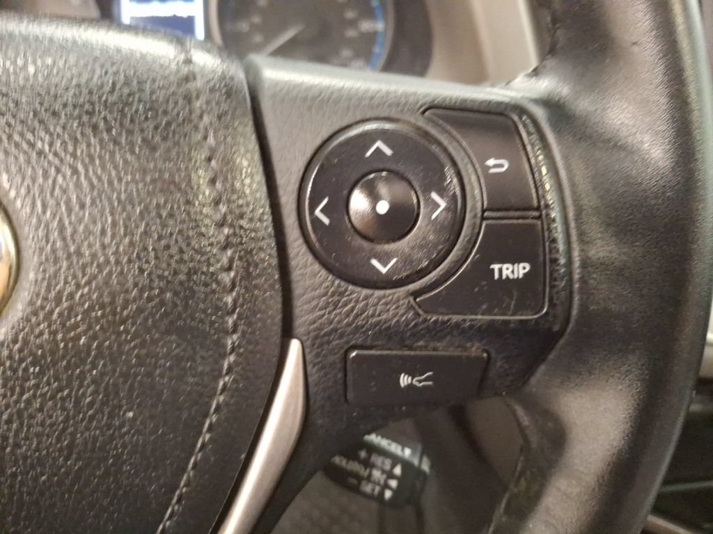 Used 2018 Toyota RAV4 XLE w/ Plus Extra Value Package AWD/4WD image 21