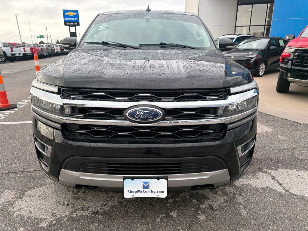 Used 2023 Ford Expedition Limited AWD/4WD image 8