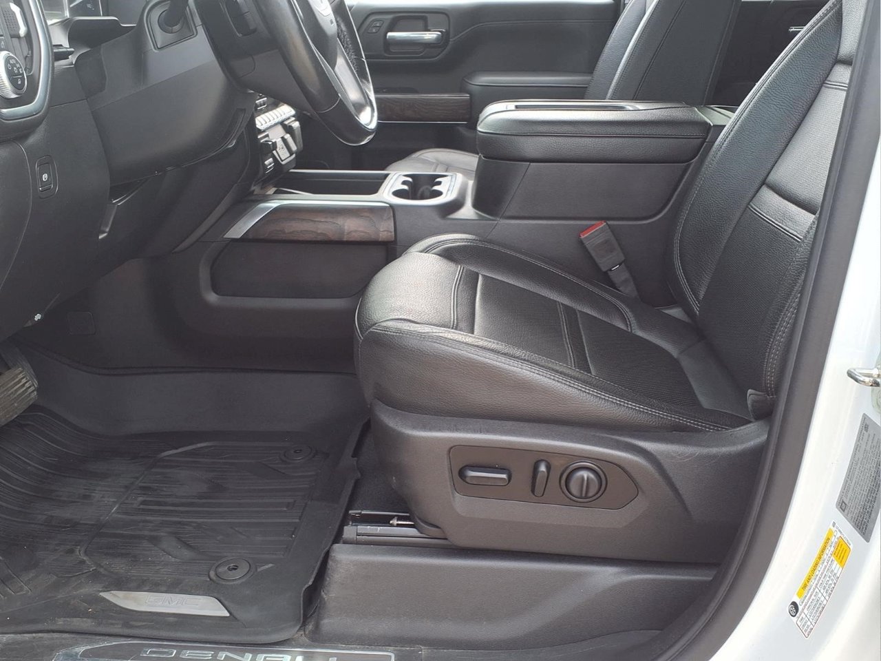 Used 2020 GMC Sierra 2500 Denali w/ Denali Ultimate Package AWD/4WD image 12