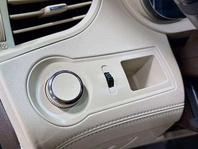 Used 2015 Buick LaCrosse Leather image 12